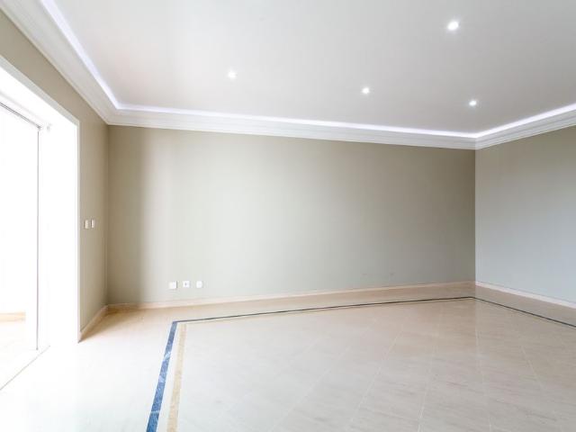 Renovated 3 Bedroom Duplex Apartment in Bairro da Assunção – Cascais