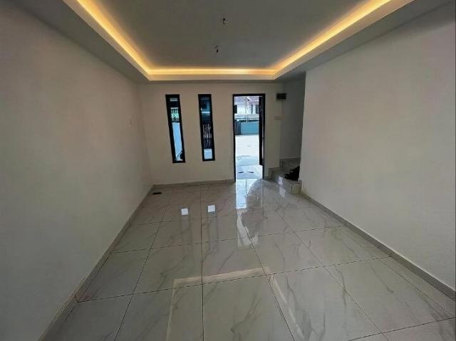 Renovated 3 Bedroom Freehold Double Storey House in Taman Megah Ria Masai