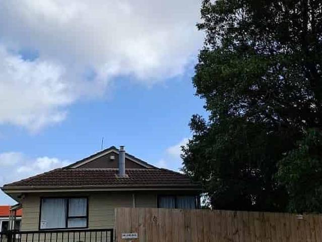 Renovated 3 Bedroom Home + 1 Large Study