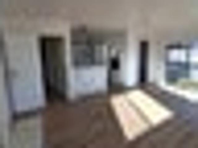 Renovated 3 Bedroom Home + Office incl transport