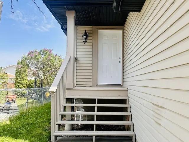 Renovated 3 Bedroom Home | Walk to Transit | Family Friendly Area