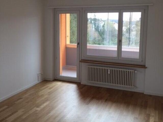 Renovated 3 room apartment in the green 71.7 m2