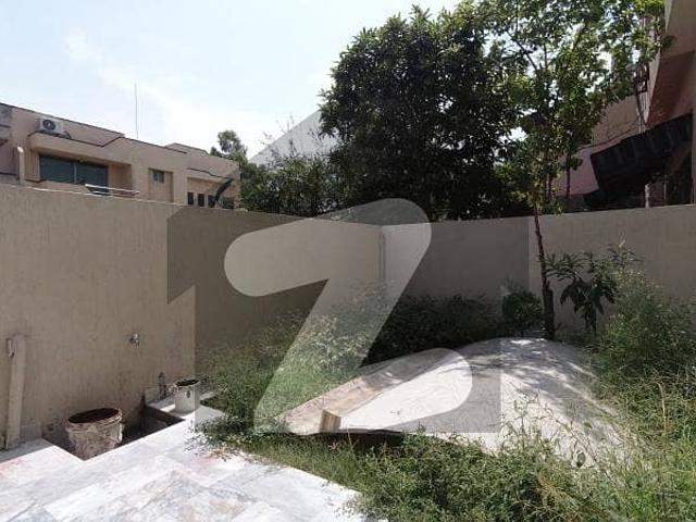 Renovated 10 Marla House In Askari 14 Rawalpindi