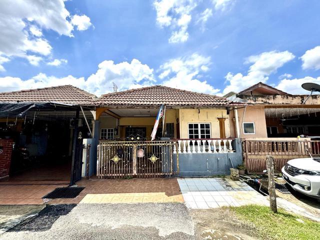 Renovated 15 Storey Terrace Seksyen 16 Bandar Baru Bangi