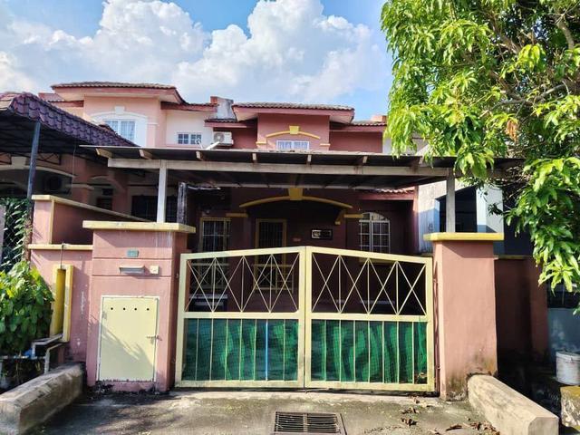 RENOVATED 15 Storey Terrace SUAKASIH BANDAR TUN HUSSEIN ONN Cheras