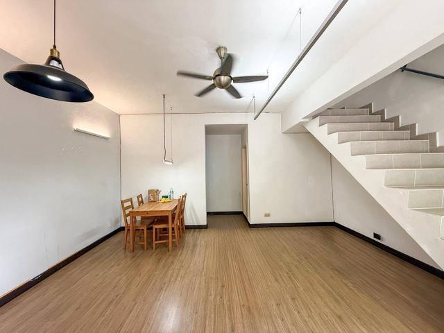 Renovated 18x60 4R 3B di Taman Puchong Utama Puchong