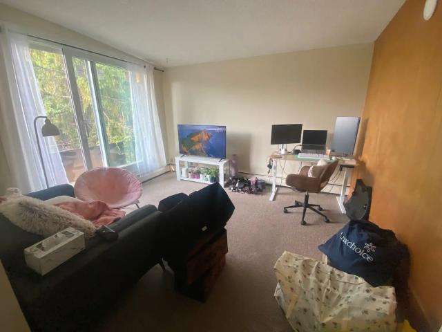 Renovated 1 bedroom self contained top floor