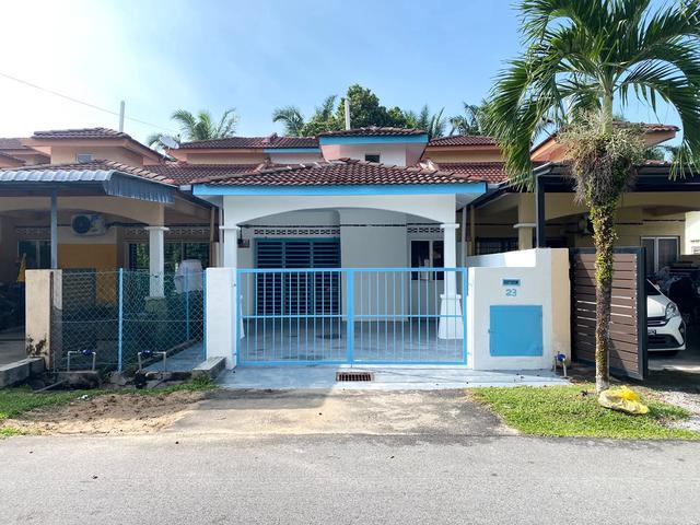 RENOVATED 1 Storey Terrace Taman Langat Utama Banting near KLIA