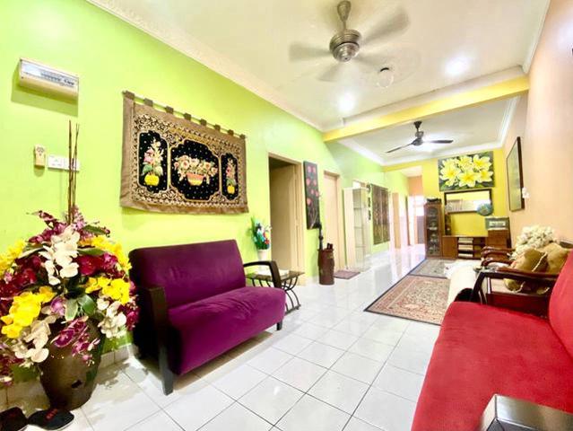 RENOVATED 1 Storey Terrace Taman Pelangi Semenyih 4 Semenyih