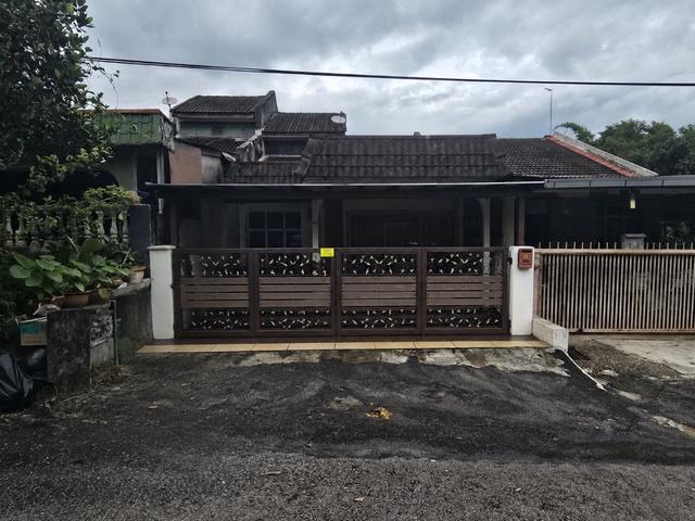 RENOVATED 1 Storey Terrace House 22x75 Seksyen 2 Bandar Baru Bangi