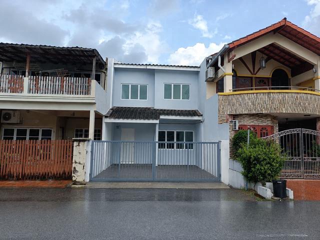 RENOVATED 20x65 2 Storey House Taman Cempaka Ampang