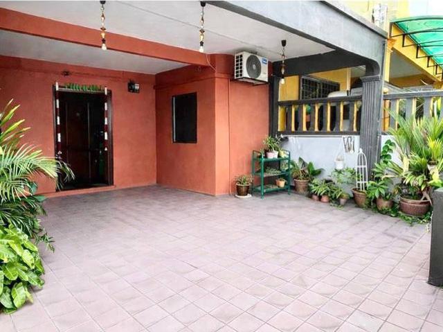 RENOVATED 20x65 2 Storey Terrace Taman Melur Ampang