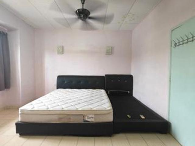 Renovated 20x80 Freehold Double Storey Puchong Putra Prima Near LRT