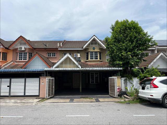 RENOVATED 22x65 SQFT 2 Storey Terrace Taman Gombak Ria Batu Caves