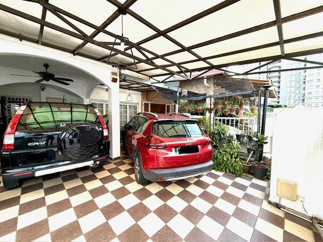 Renovated 22 x 75 Double Storey Terrace Taman Dato Ahmad Razali Ampang