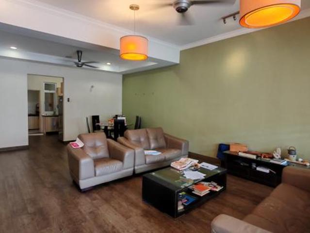 Renovated 24x75 Double Storey Terrace Kemuning Bayu Kemuning Utama