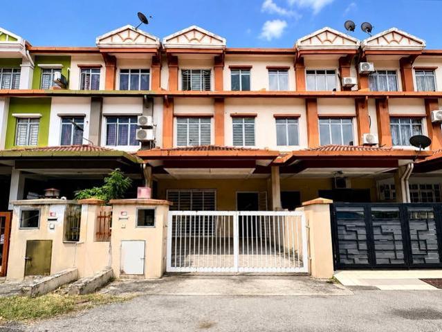 RENOVATED 25 Storey Terrace Taman Tasik Prima Puchong