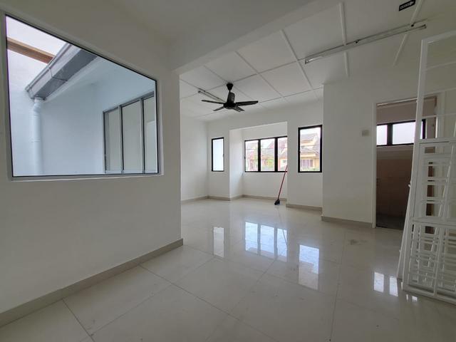 Renovated 2 and half Storey Desa 13 Bandar Country Homes Rawang