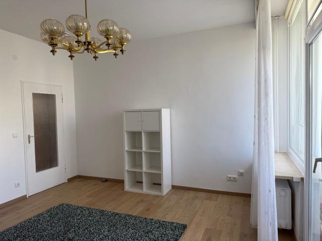 Renovated 2 Room Apartment in Berlin Gesundbrunnen, Bright & Ready to Move In Berlin Amsterdam Apartments for Rent
