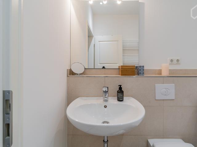 Renovated 2 Rooms apartment near Volkspark Friedrichshain. 15 min. from Alexanderplatz