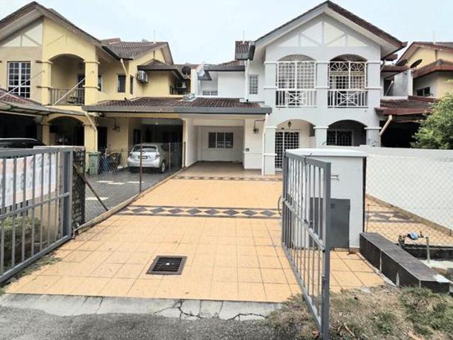 RENOVATED 2 Storey Intermediate Seksyen 7 Bangi