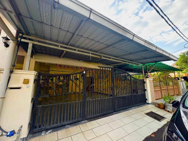 RENOVATED 2 Storey SBCR Saujana Utama Sungai Buloh