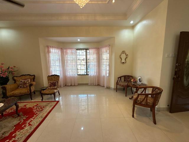 Renovated 2 Storey SemiD Taman Prima Saujana Kajang