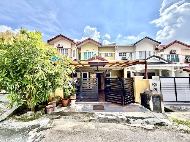 RENOVATED 2 Storey Terrace Taman Dato Demang Seri Kembangan