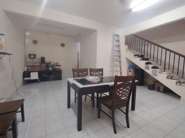 RENOVATED 2 Storey Terrace Taman Sprinhill Fasa 10 Port Dickson