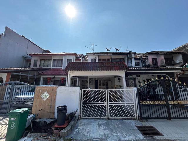 RENOVATED 2 Storey Terrace Taman Sri Gombak Fasa 9 Batu Caves