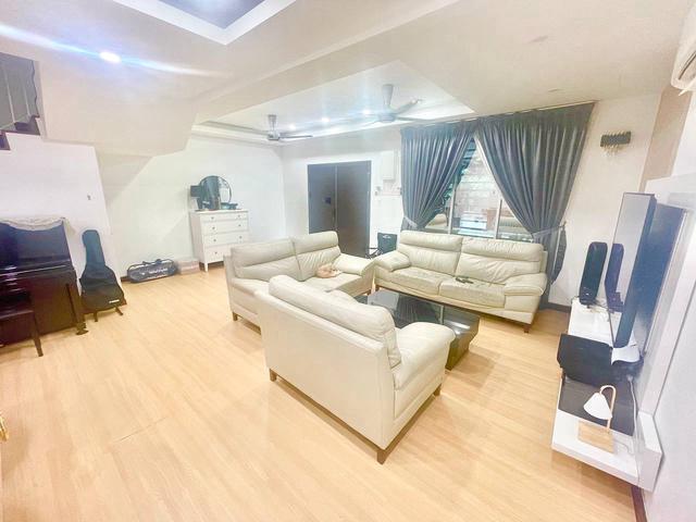 RENOVATED 2 Storey Terrace Bird of Paradise Seremban 3