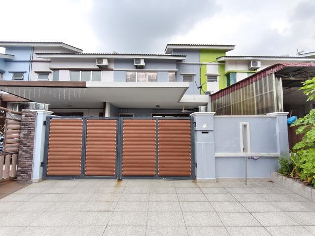 Renovated 2 Storey Terrace Forest Bayu Precint 4 Forest Height