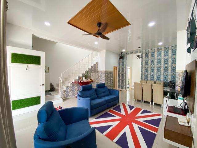 Renovated 2 Storey Terrace Graham Garden Eco Grandeur Puncak Alam