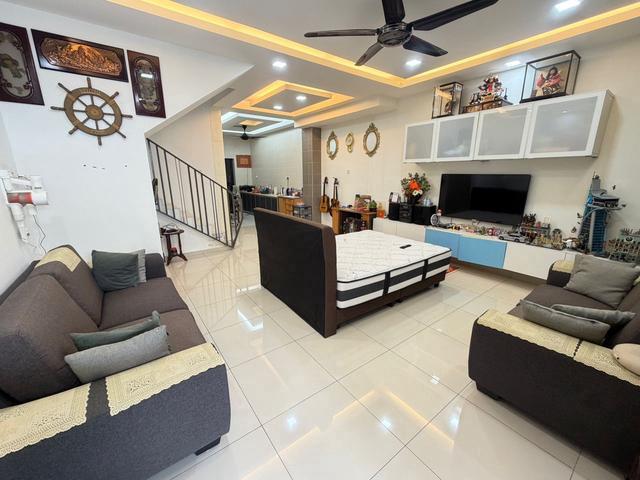 RENOVATED 2 Storey Terrace House Acacia Park M Residence Rawang