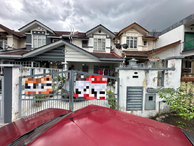 RENOVATED 2 Storey Terrace House Amethyst 1 Kota Emerald Rawang