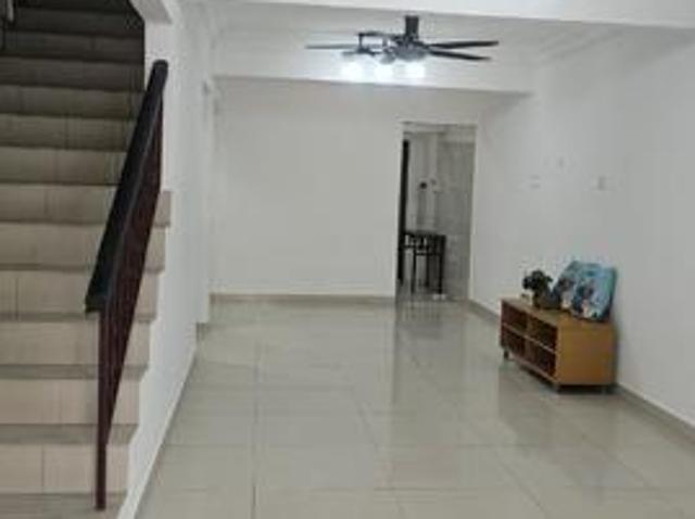 Renovated 2 Storey Terrace in Seksyen 25 Taman Sri Muda