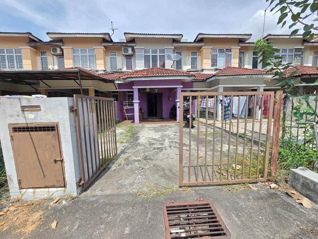 RENOVATED 2 Storey Terrace La Cottage Taman Putra Perdana Puchong
