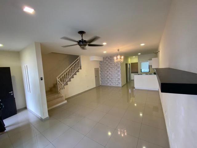 RENOVATED 2 Storey Terrace Laman Delfina Nilai Impian USIM MAHSA Aeon