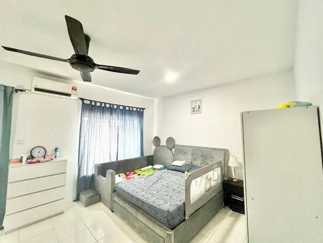 Renovated 2 Sty Terrace Scientex Phase 1 Rawang Near Anggun