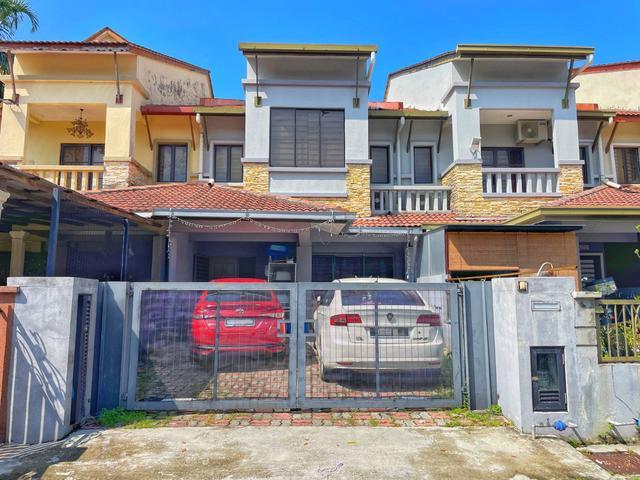RENOVATED 2Storey Terrace House Bandar Nusaputra