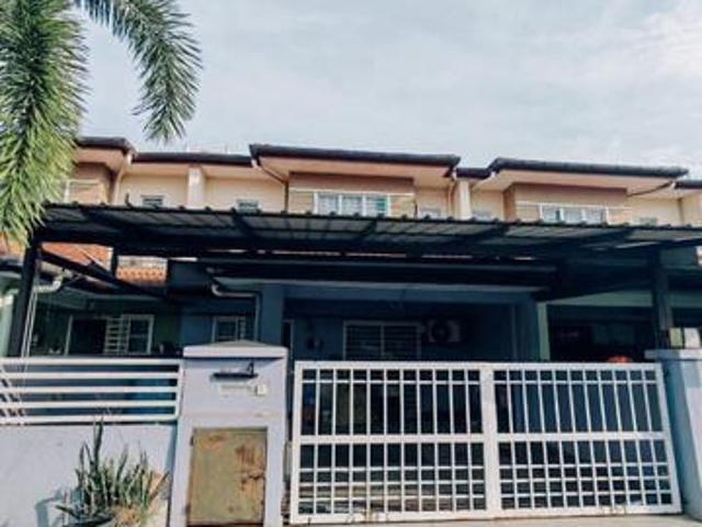 Renovated 2Storey Terraced Taman Selat Damai Port Klang Nice Unit