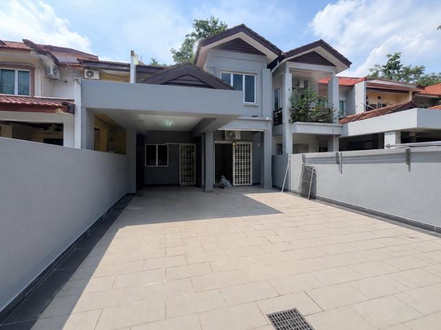 Renovated 2Storey House 22x75 Jalan Tasik Prima Nr Puchong Utama