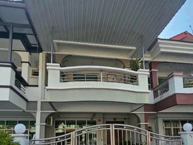 Renovated 2storey house for sale in Taman Naluri Permatang Pauh