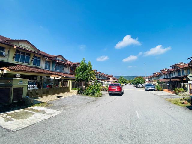 Renovated 2Sty Terrace 2398sqft Bandar Seri Putra Kajang