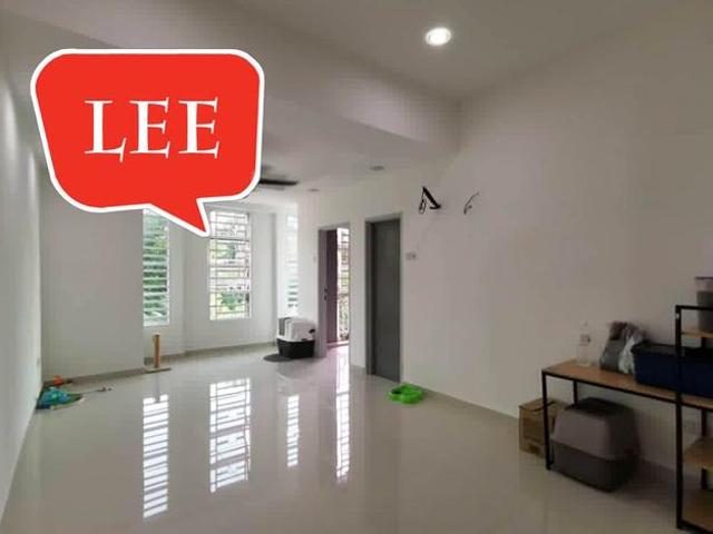RENOVATED 3000 sf 3 sty terrace at balik pulau HK