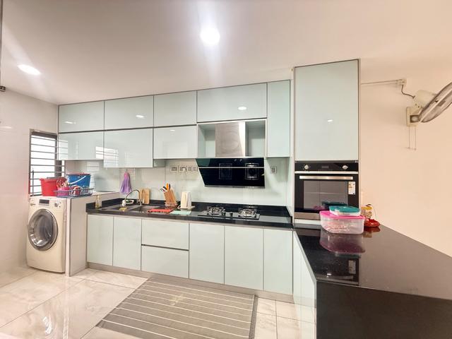 Renovated 300k can move in anytime