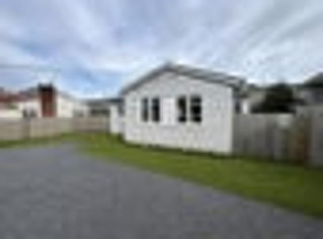Renovated 4 Bedroom Weatherboard Home