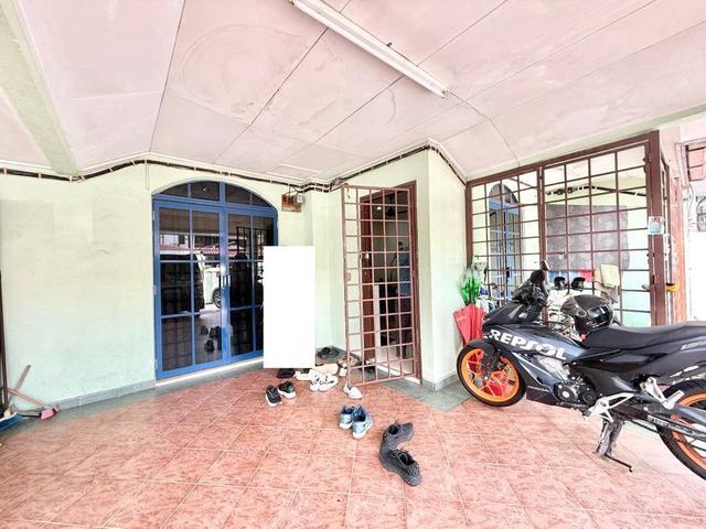 RENOVATED 5 BEDROOM DOUBLE STOREY JLn AMBER SEKSYEN 7 SHAH ALAM