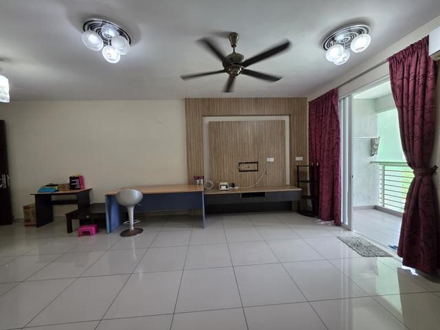 Renovated Condominium in Butterworth For Sale