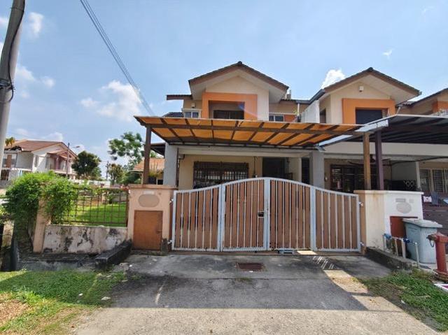 RENOVATED CORNER LOT 2 Storey Seri Pristana Saujana Utama